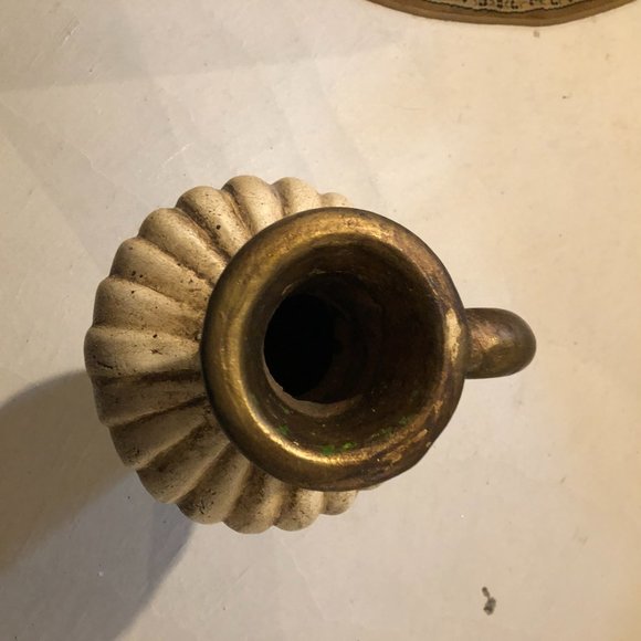 Large Ceramic Decorative Vase - Picture 2 of 4